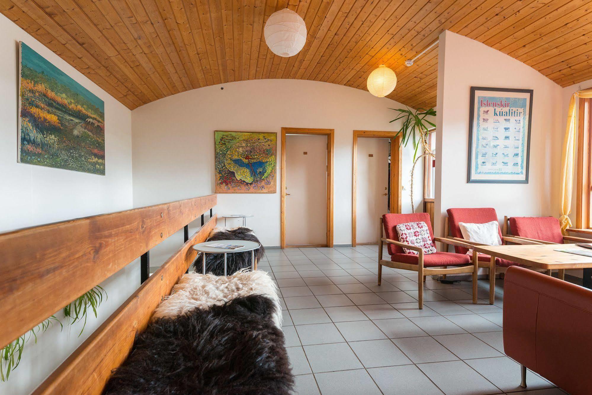 Brekkulaekur Guesthouse Hunathing Vestra Екстериор снимка